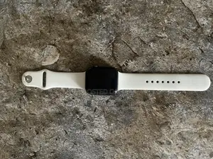 Photo - Apple Watch Series 6 44mm