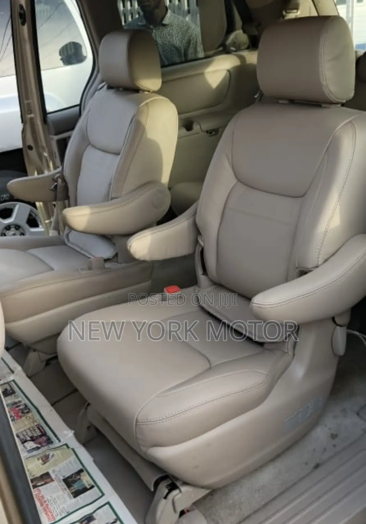 Toyota Sienna 2008 Gold