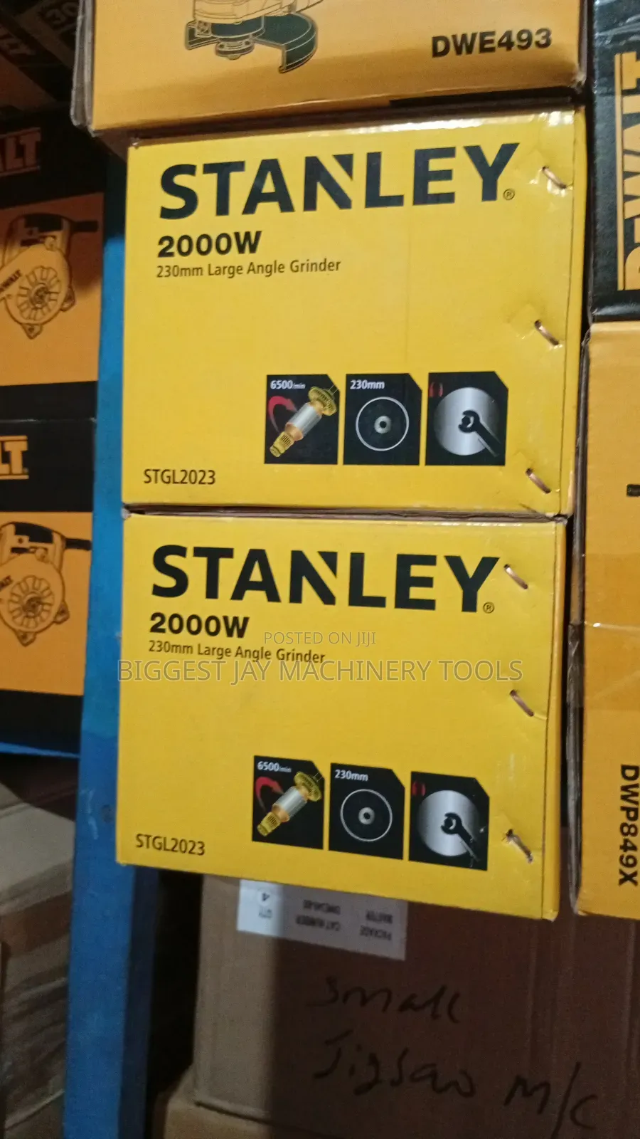 Stanley Angle Grinder 2000w
