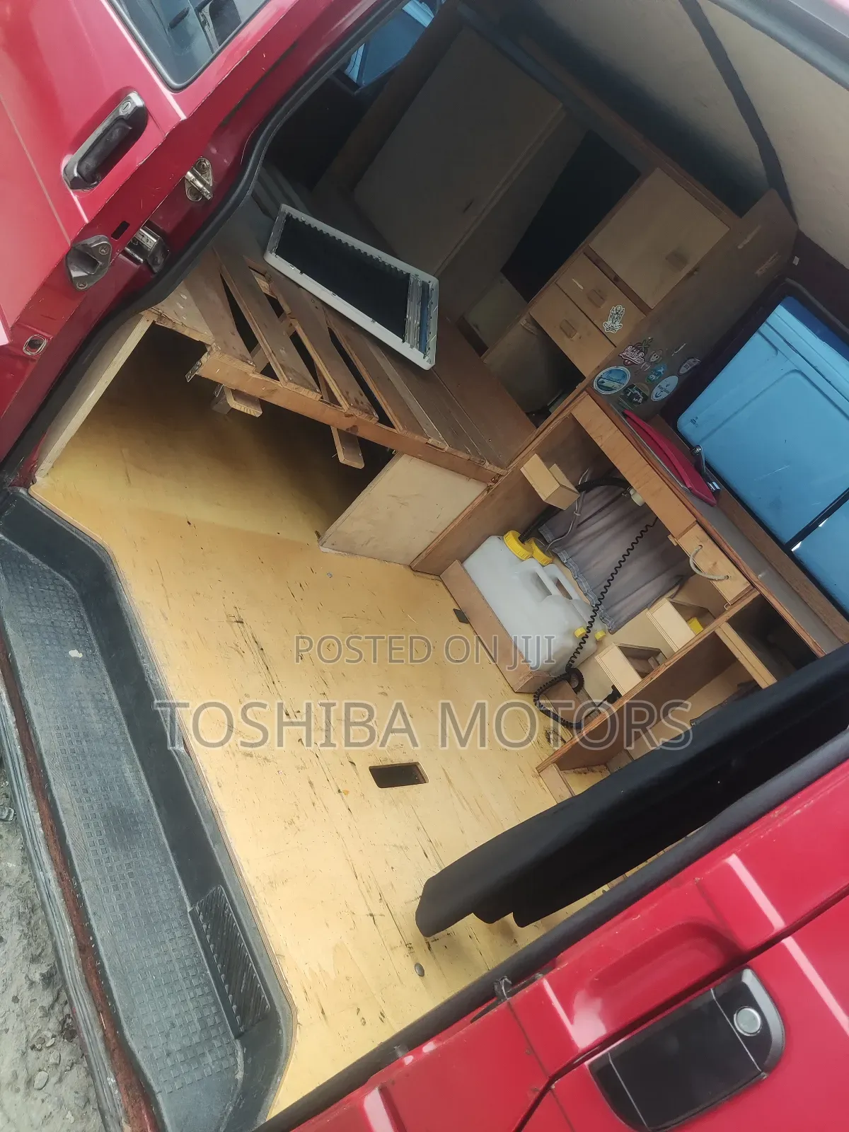 Volkswagen Transporter 2004 Red