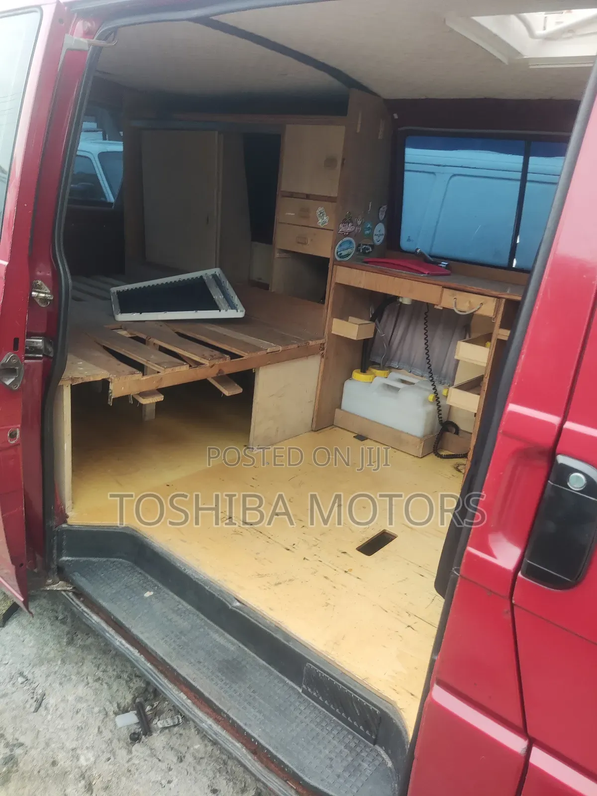 Volkswagen Transporter 2004 Red
