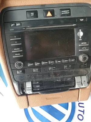 Stereo Porsche Cayenne 2008