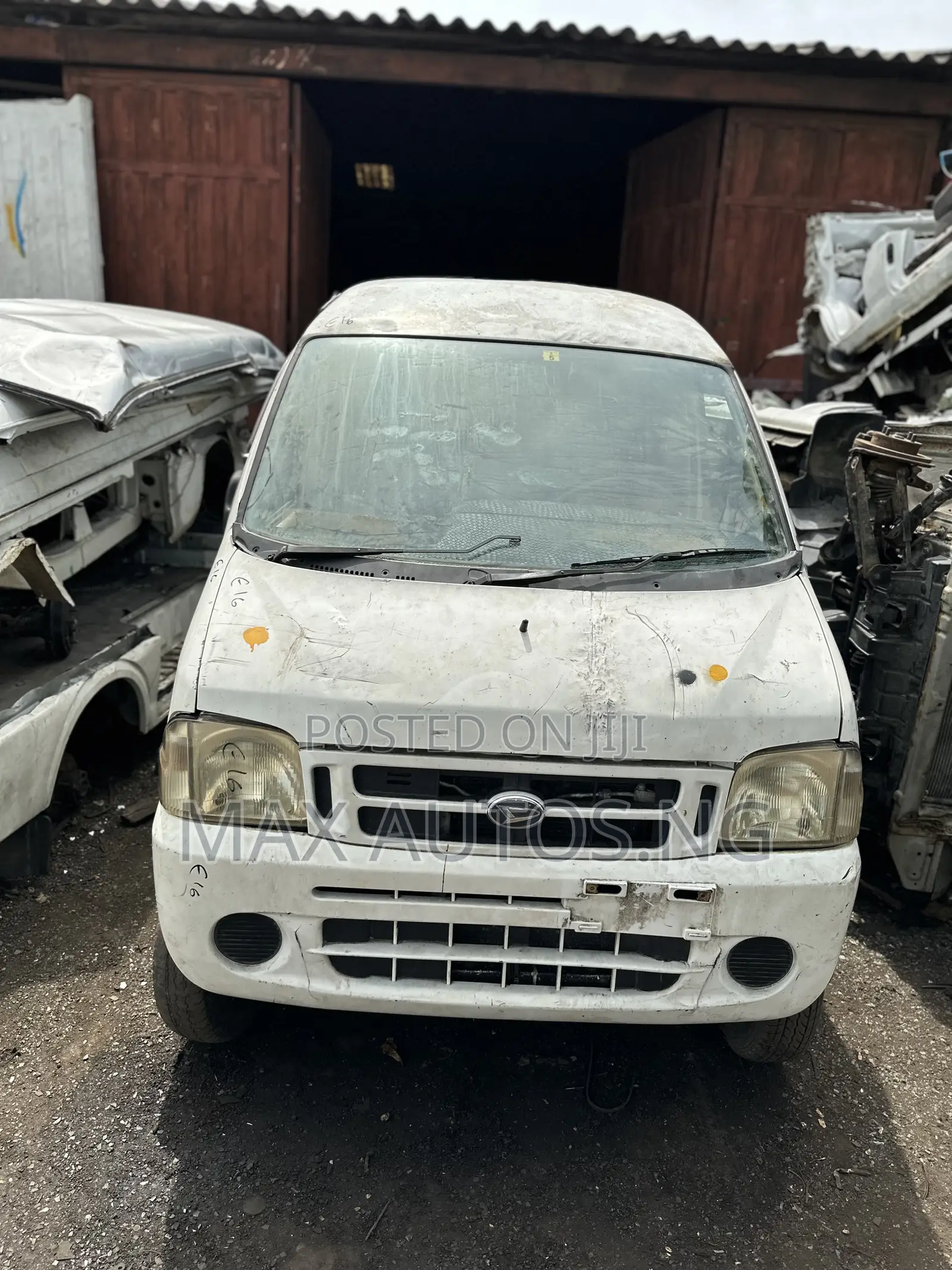 Daihatsu Hijet 2006 White