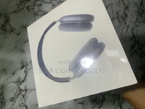 Photo - Airpod Max 1st ( Lightning Charging) (Brand New )