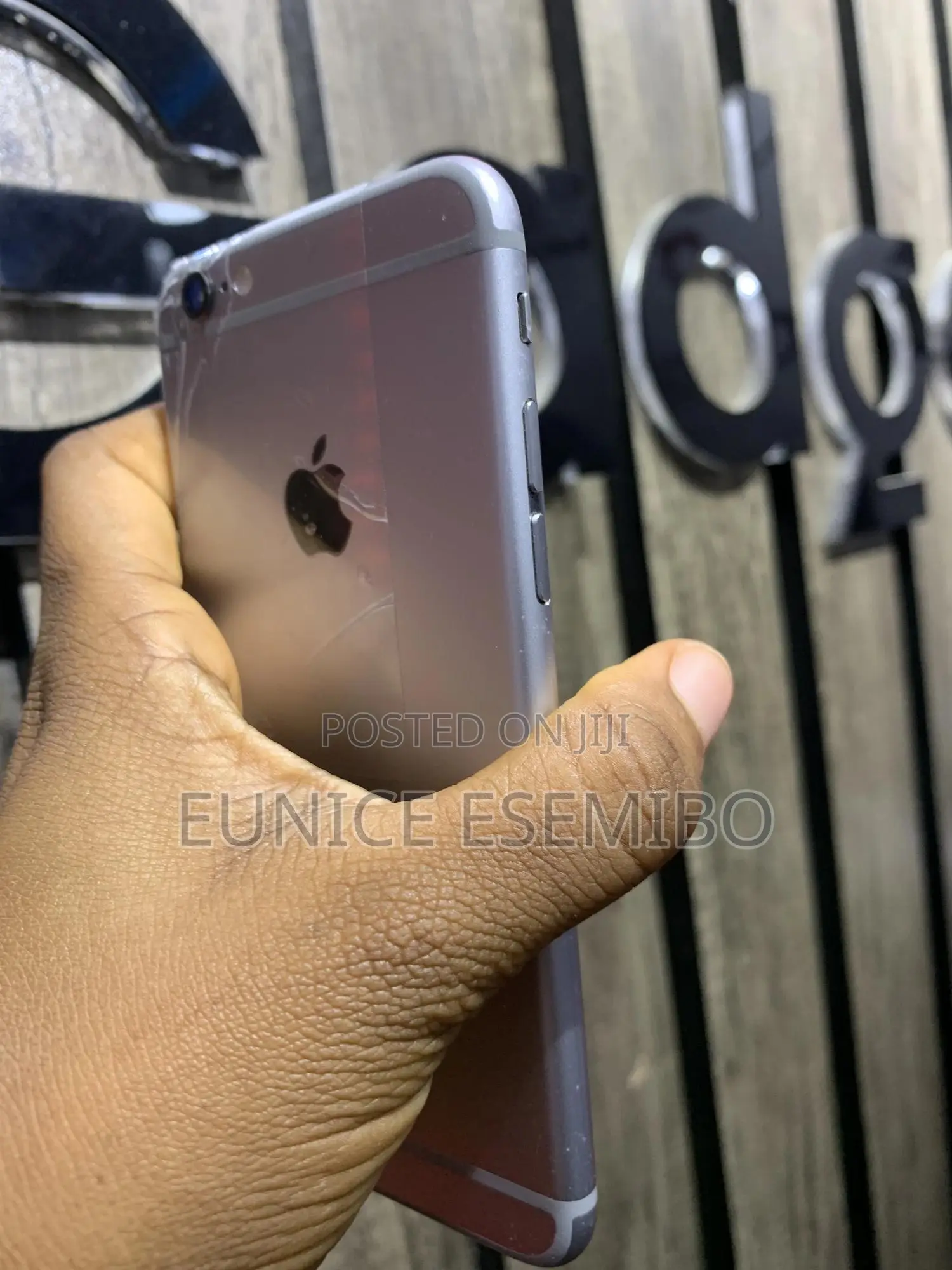 Apple iPhone 6s 32 GB Gray