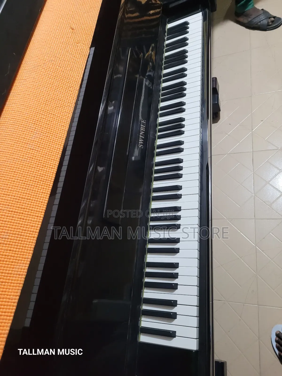 Swinble Upright Piano