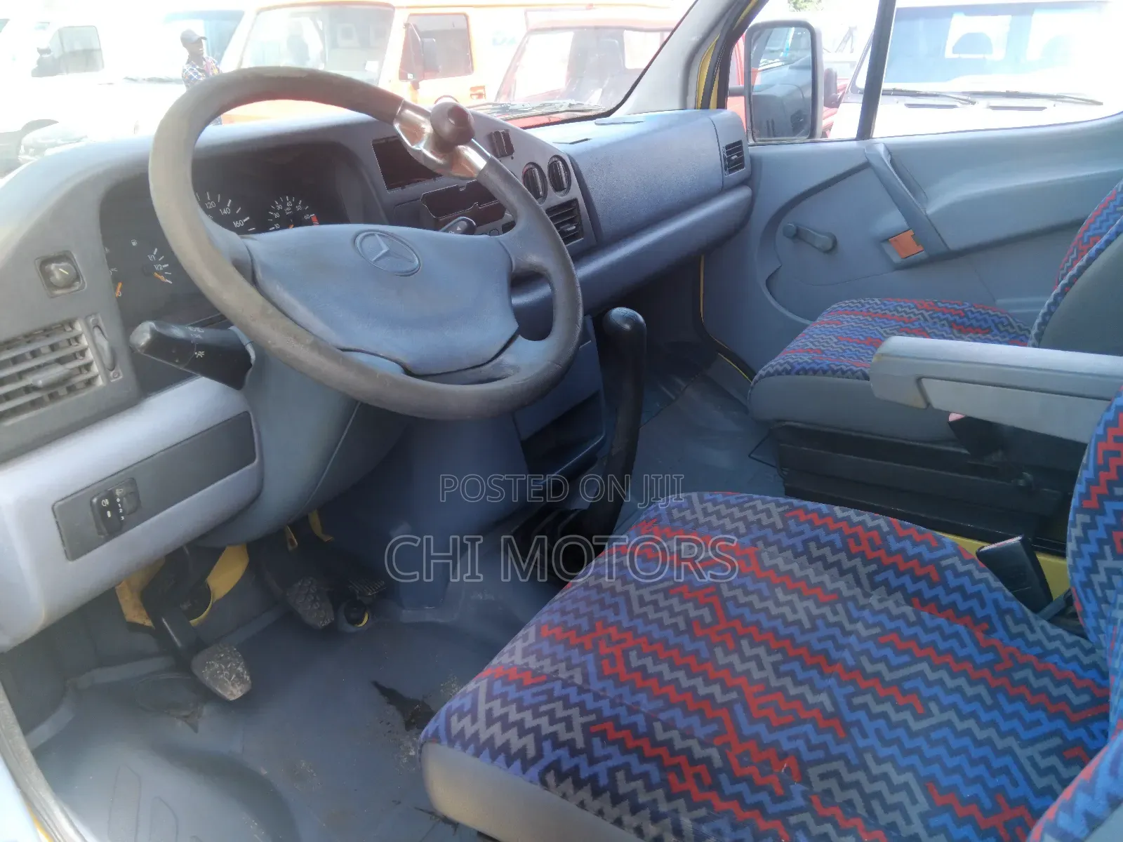 Mercedes-Benz Sprinter 2006 Yellow