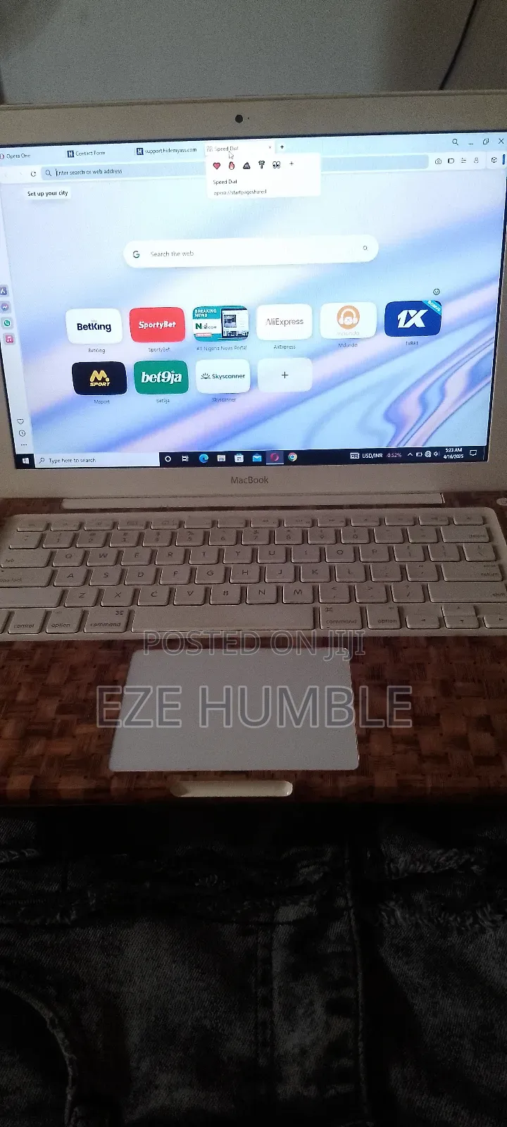 Macbook Air and Macbook Pro Laptops