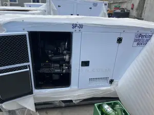 Heavy-duty England Perkins Soundproof Diesel Generator 80kva