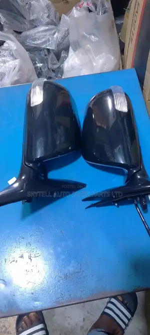 Set Of Said Mirror For Toyota Camry 2010