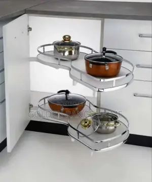 Built-in Swing Trey Magic Corner/Pot Rack