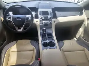 Ford Taurus Limited 4dr Sedan AWD (3.5L 6cyl 6A) 2014 Beige