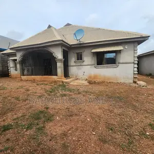 Furnished 3bdrm Bungalow in Ibadan for sale