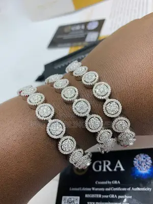 Photo - VVS Moissanite Diamond  Round Bracelets. 