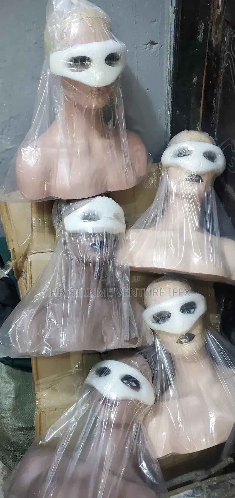 Wig Sampling Mannequins