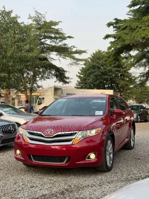 Photo - Toyota Venza 2014 Red