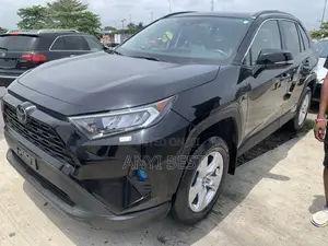 Toyota RAV4 2021 Black