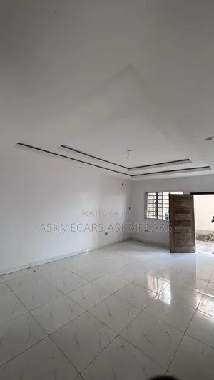 2bdrm Room & Parlour in Olokonla, Ajah for rent