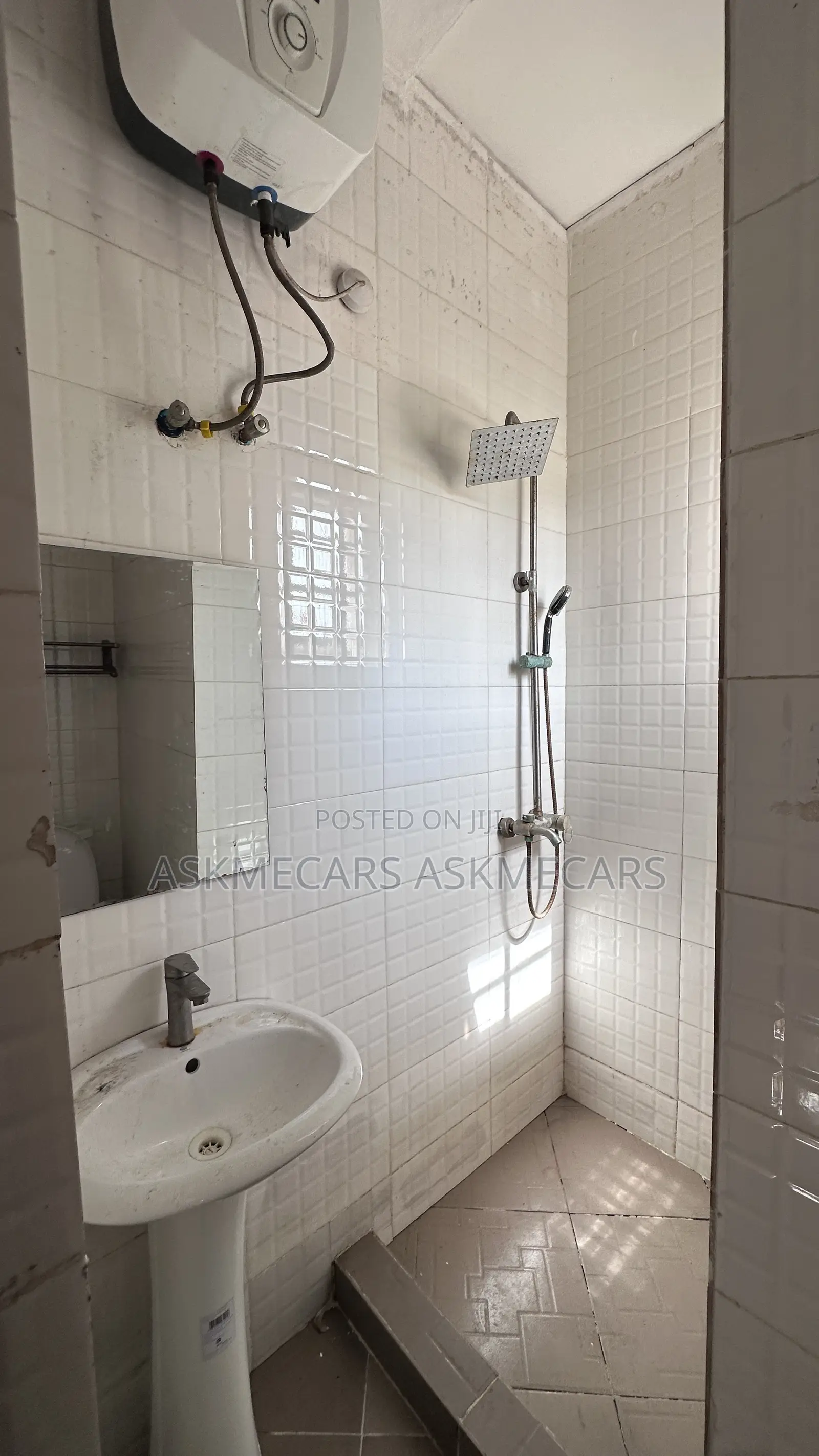 2bdrm Room & Parlour in Olokonla, Ajah for rent