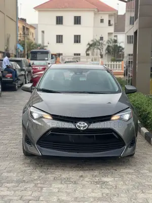 Toyota Corolla LE ECO 4dr Sedan (1.8L 4cyl CVT) 2017 Brown