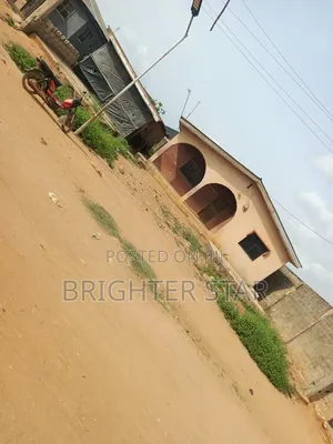 Photo - 12bdrm Room & Parlour in Ayobo for sale
