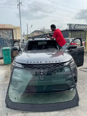 Range Vella 2020 Windscreen Installation We Deliver