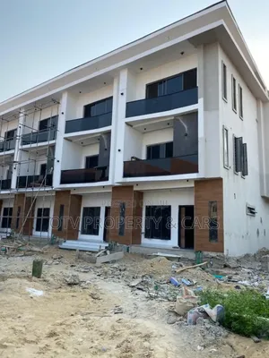 Furnished 4bdrm Townhouse/Terrace in Lekki Phase 1 for sale