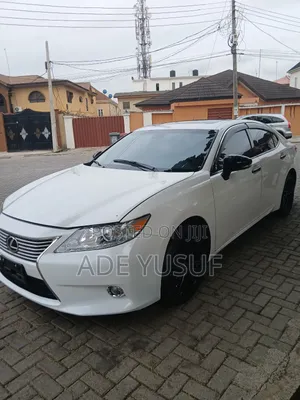 Lexus ES 350 FWD 2014 White