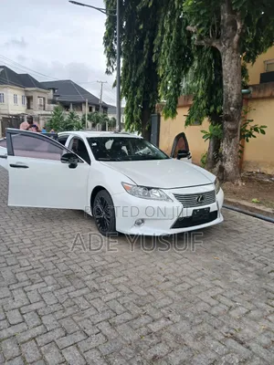 Lexus ES 350 FWD 2014 White