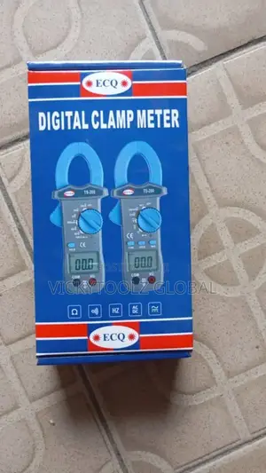 Digital Clamp Meter