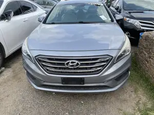 Hyundai Sonata Sport 4dr Sedan (2.4L 4cyl 6A) 2015 Gray