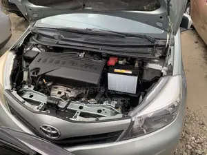 Toyota Yaris 2011 Silver
