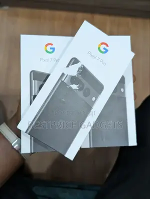Photo - New Google Pixel 7 Pro 256 GB Black
