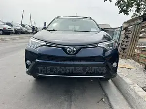 Toyota RAV4 Limited AWD (2.5L 4cyl 6A) 2017 Blue
