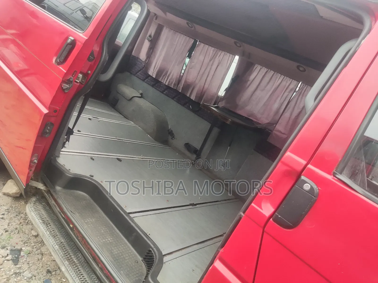 Volkswagen Transporter 2005 Red