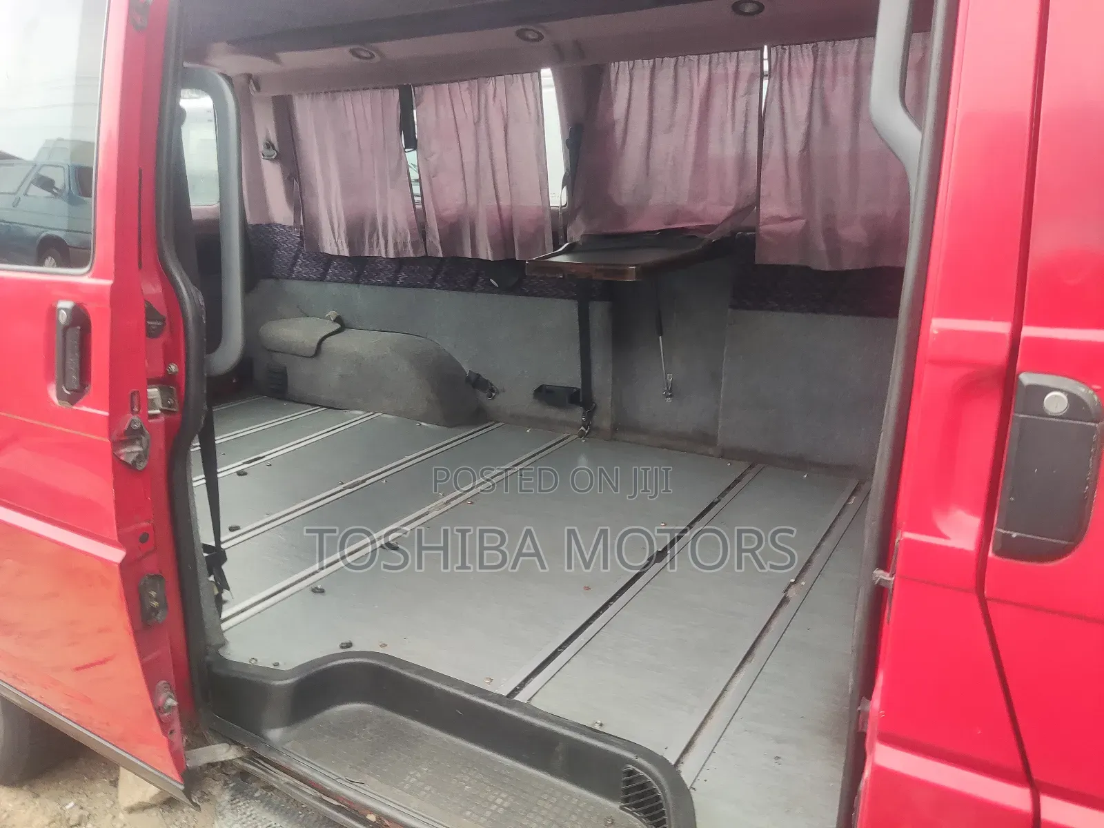 Volkswagen Transporter 2005 Red
