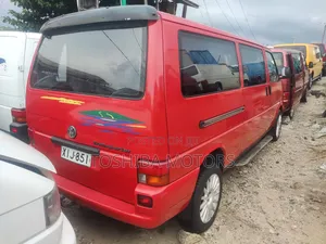 Volkswagen Transporter 2005 Red