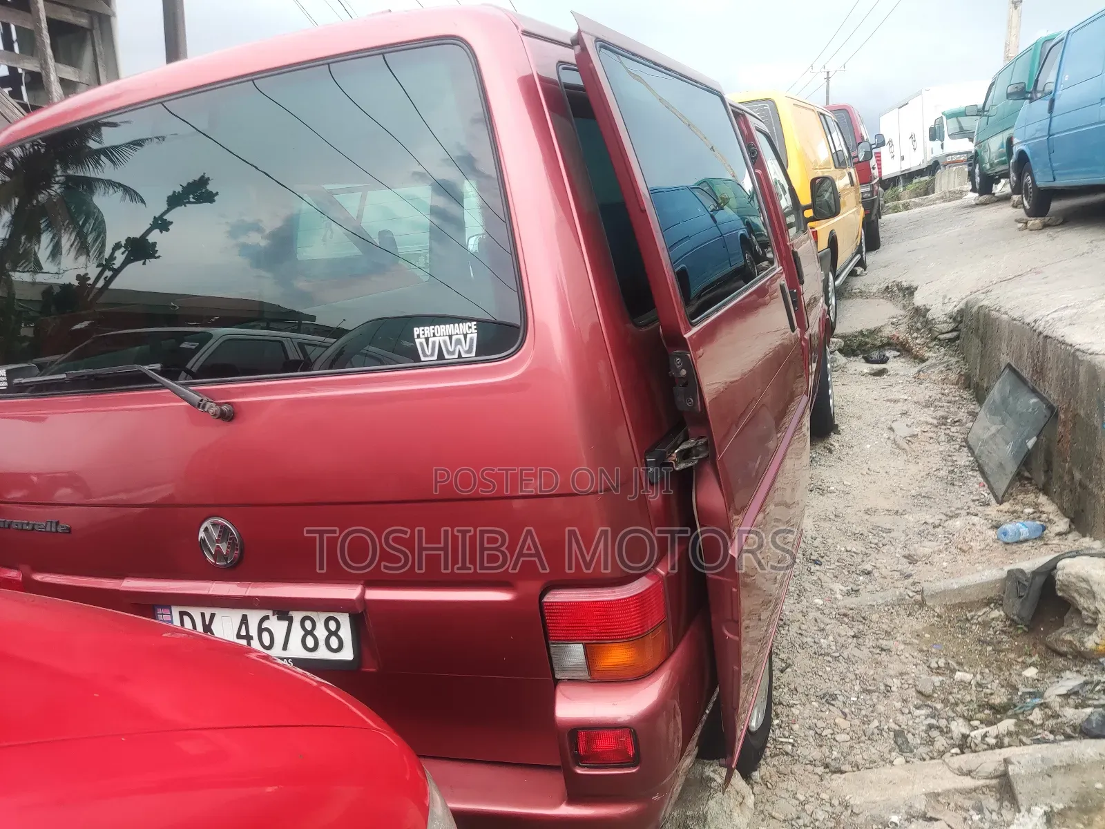 Volkswagen Transporter 2004 Red