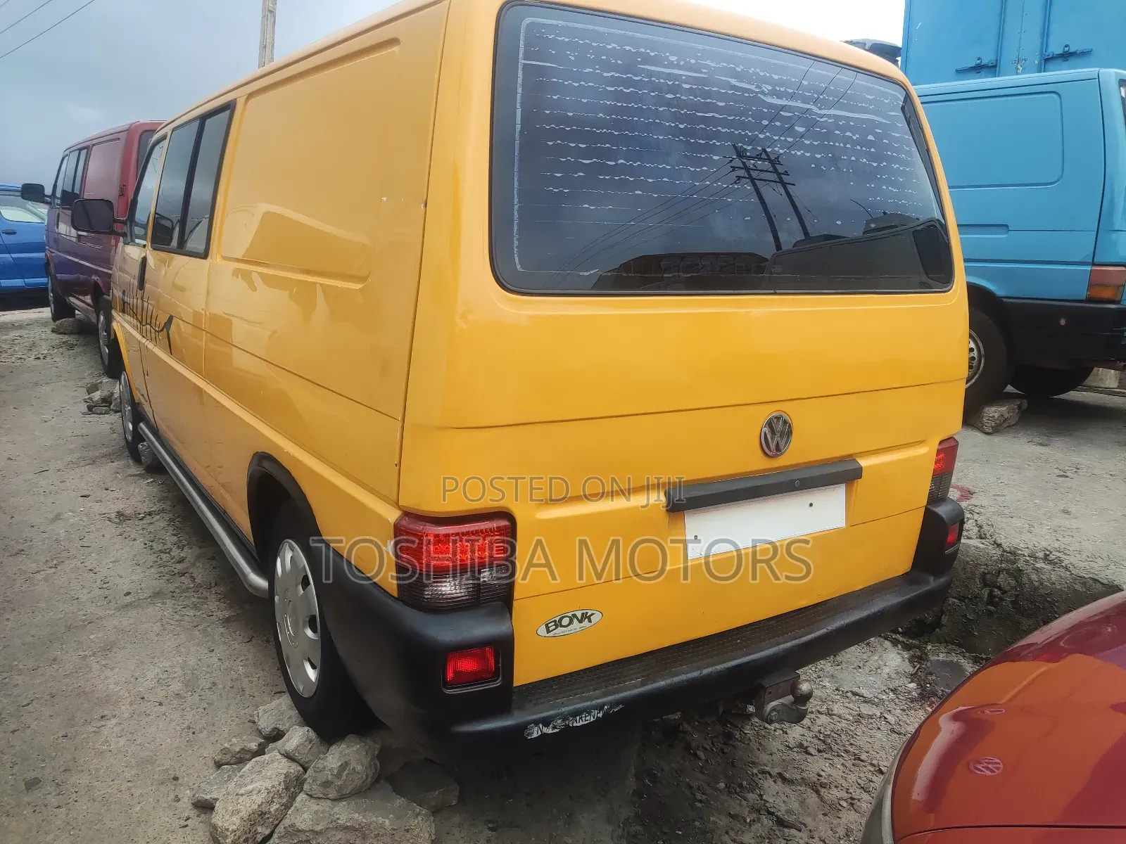 Volkswagen Transporter 2005 Yellow