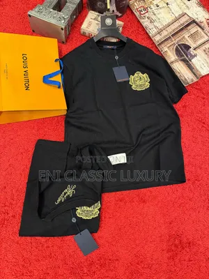 Super High Quality Luxury Round Neck Louis Vuitton