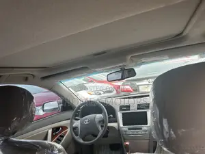 Toyota Camry 2009 Gold