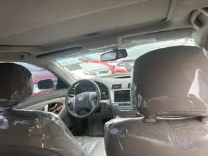 Toyota Camry 2009 Gold