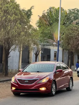 Hyundai Sonata Limited 2.0T Sedan (2.0L 4cyl 6A) 2013 Red