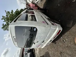 Nissan Clipper 2012 White