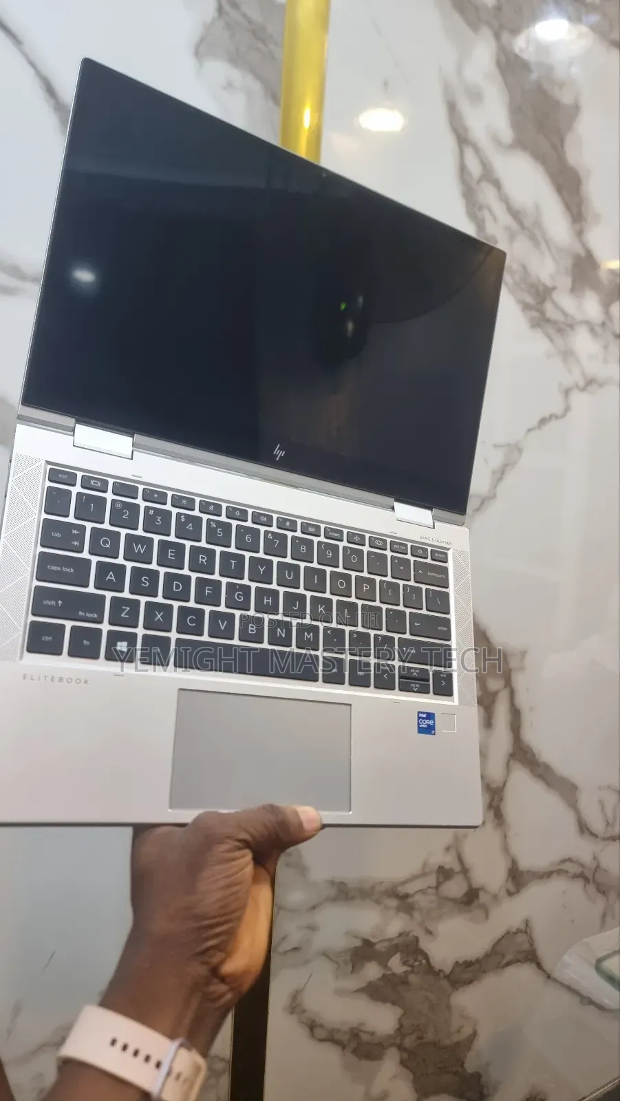 Laptop HP EliteBook 830 G8 1GB Intel Core i7 SSD 512GB