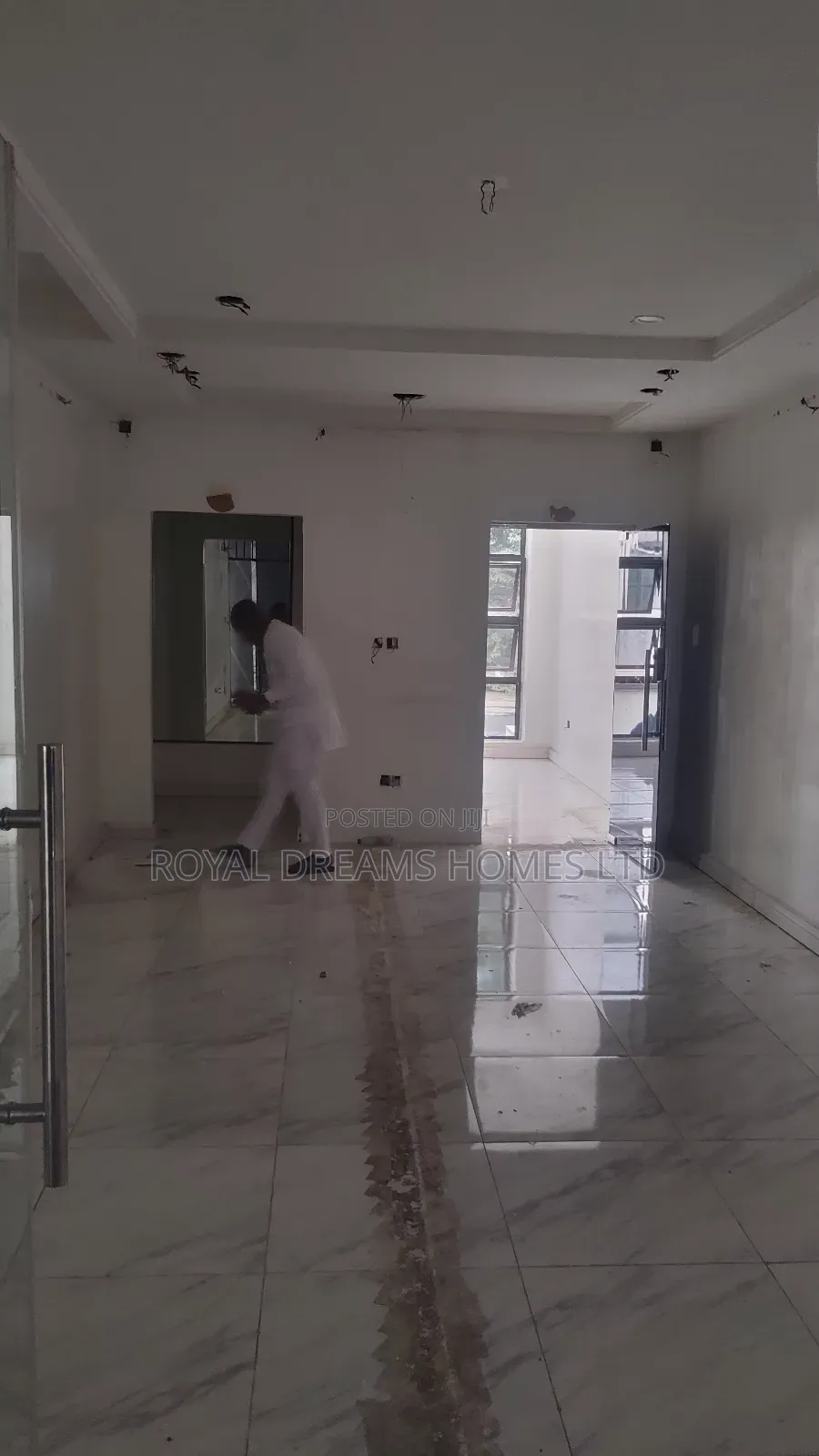 Shop Space 65 SQM Wuse2