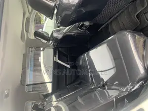 Toyota Land Cruiser Prado 2023 White