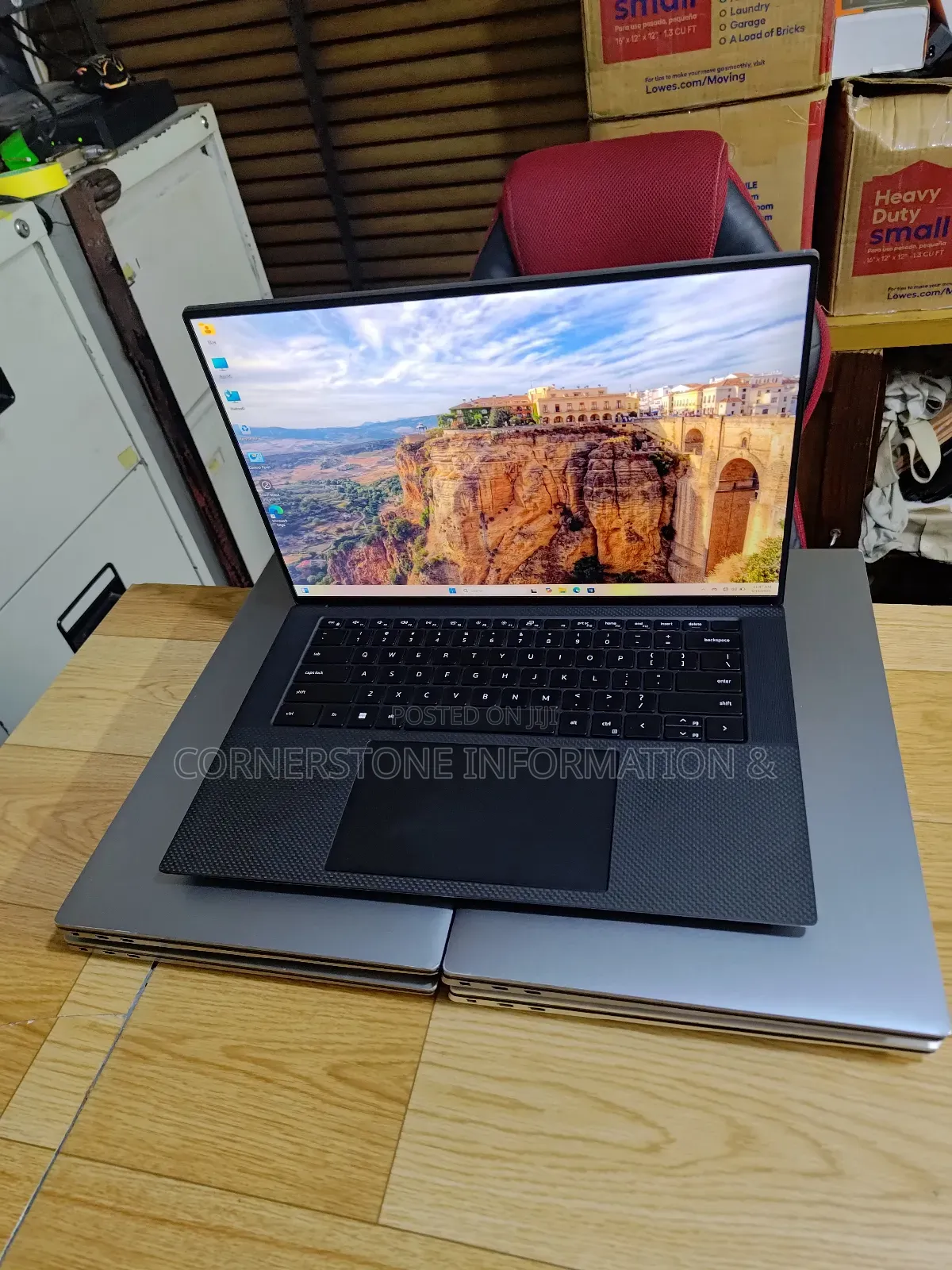 Laptop Dell Precision 5550 16GB Intel Core I5 SSD 256GB