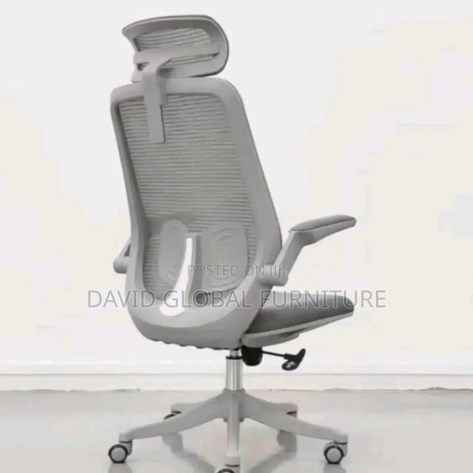 Standard Mesh Chair