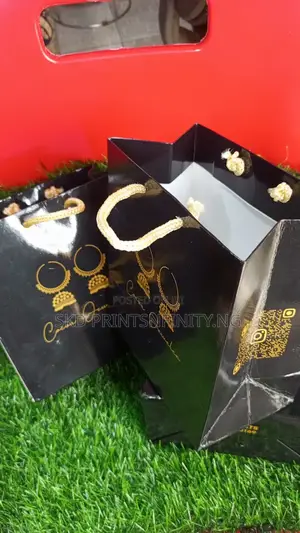 Paper Bag Carrier